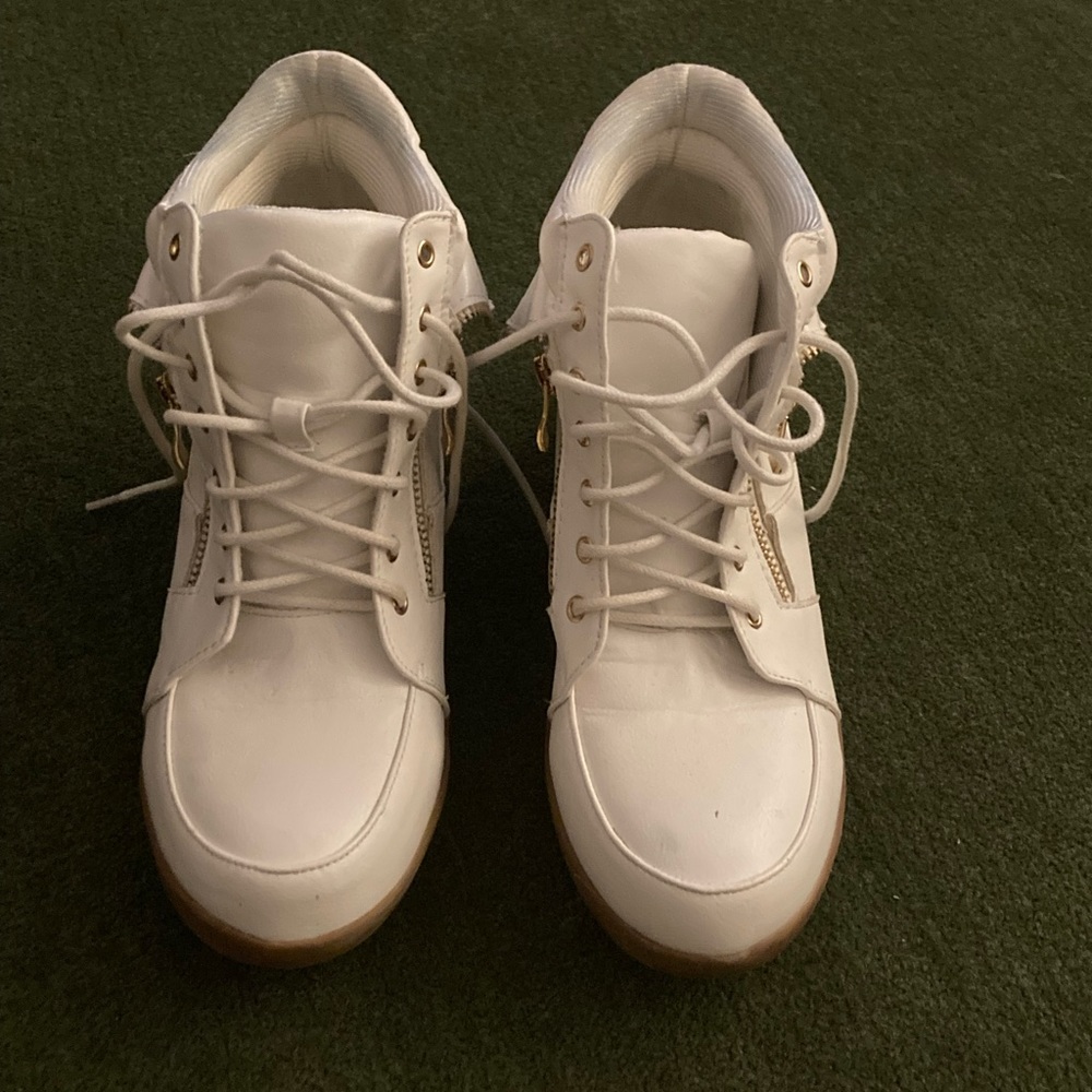 Meda booties for sale, Two pairs are available in size 8 and size 8.5.